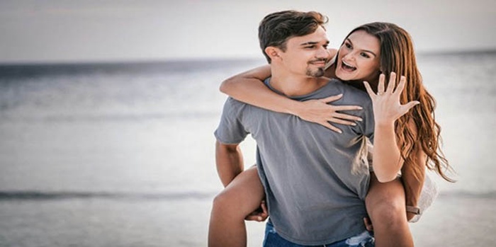 What is it like for a man to date an older woman?