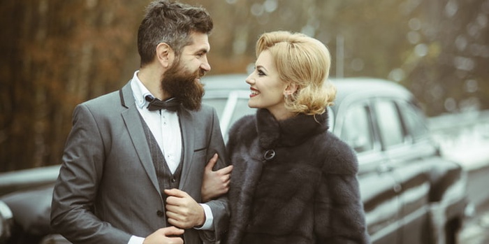 7 Toxic Relationship Habits We Inherited from 80s and 90s Dating