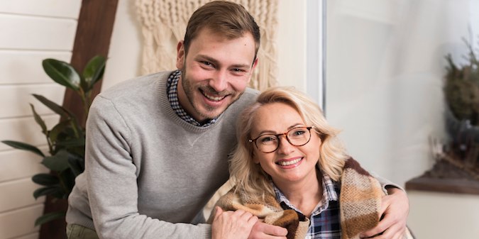 dating a smart woman